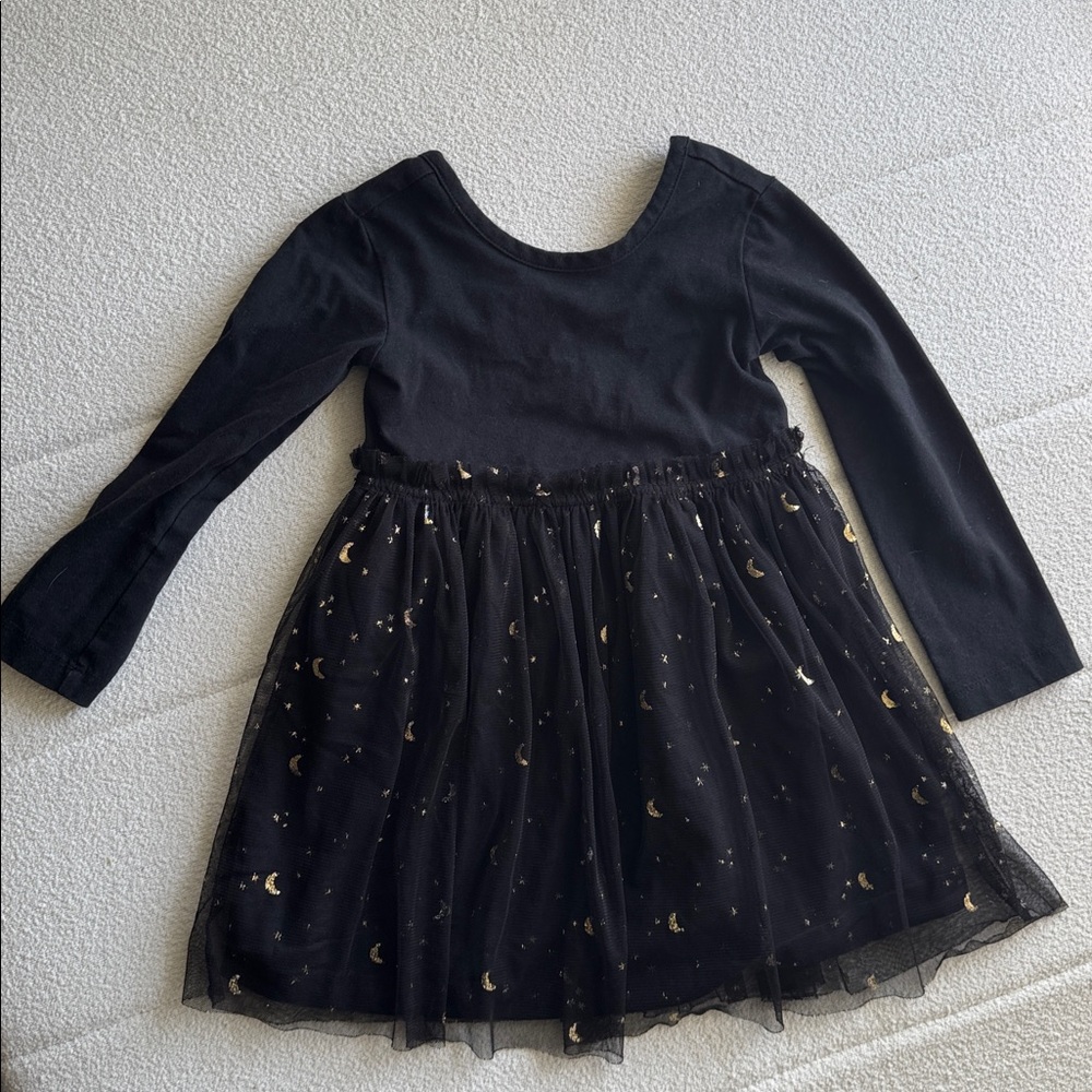 Hanna Anderson 2T black tulle dress with moon and star design